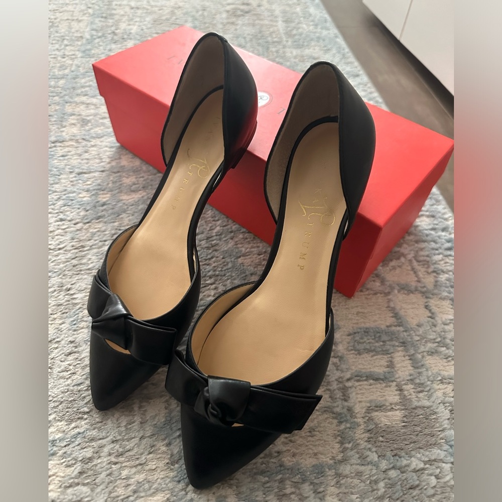 Only worn twice! Ivanka Trump pointy toe flats.